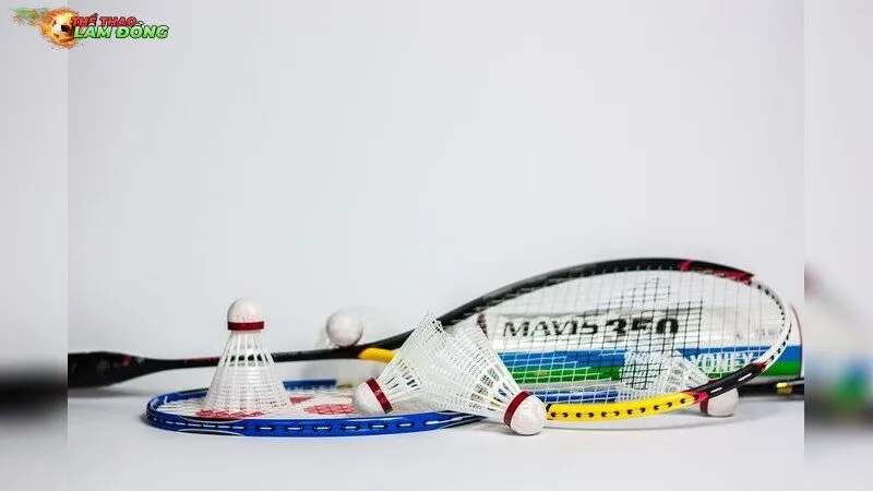 Nguyên nhân gây chấn thương cổ tay khi chơi cầu lông