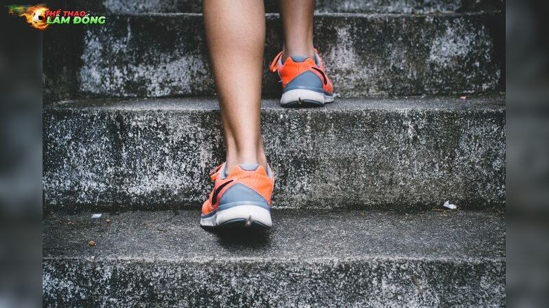 Triệu Chứng Viêm Gân Achilles Khi Chạy